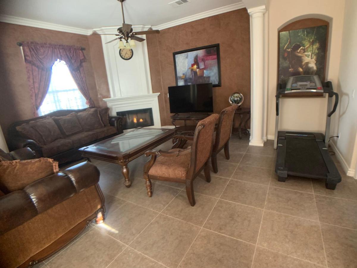 Luxhome Suites N Villa Riverside Exterior foto